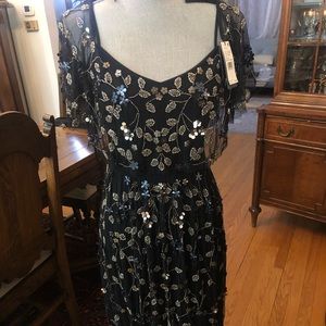 Adrianna Papell Black Embellished Maxi Evening Dress With Flutter Sleeves